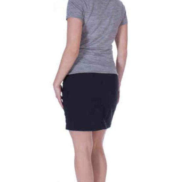 Patagonia Solimar 16" Skirt Black 4 NWT and in packaging - Picture 2 of 9